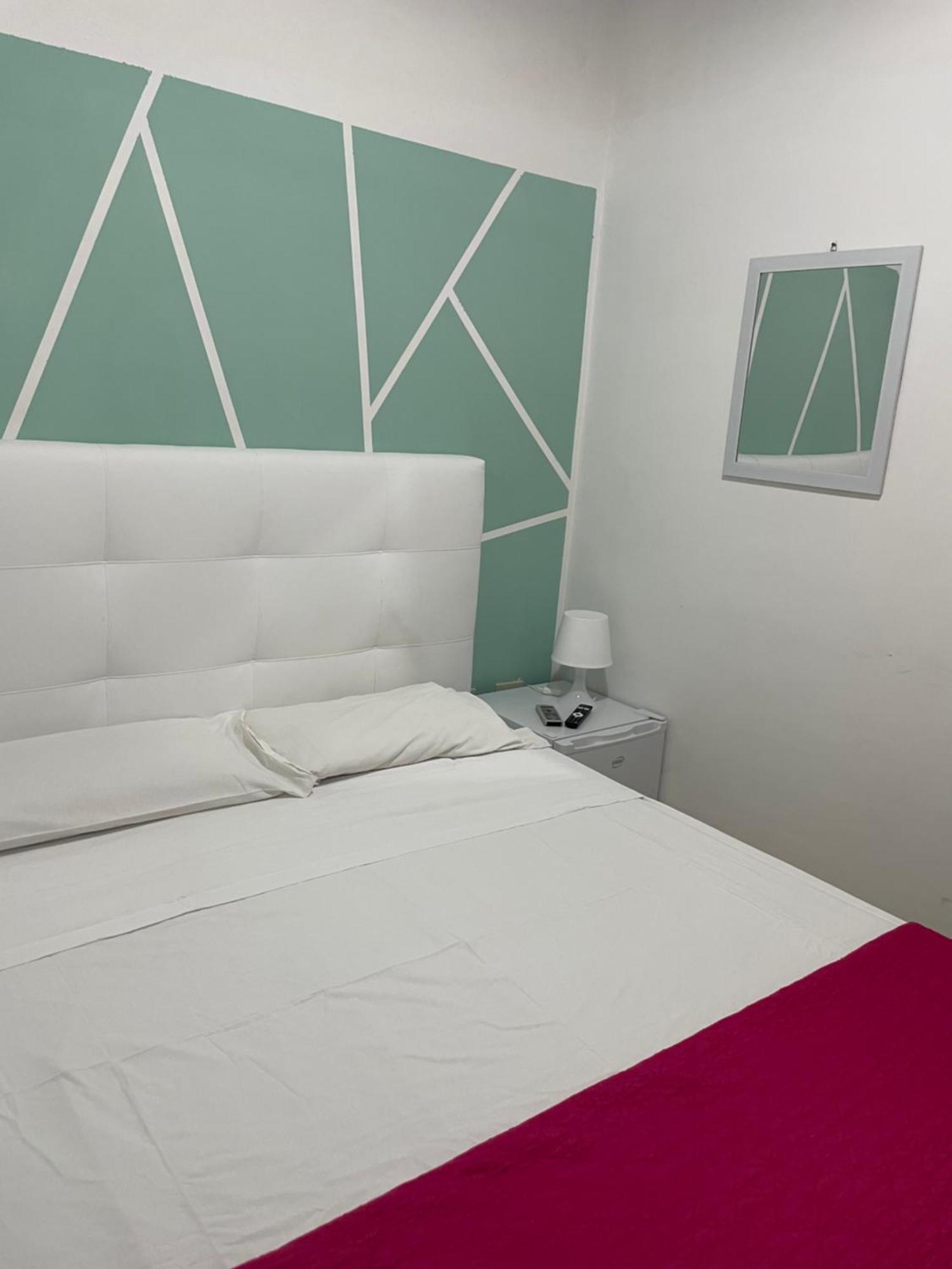 Hostel Bb La Fenice Неаполь Экстерьер фото